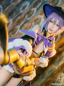 Mage - Bikini Warriors - By Lolu