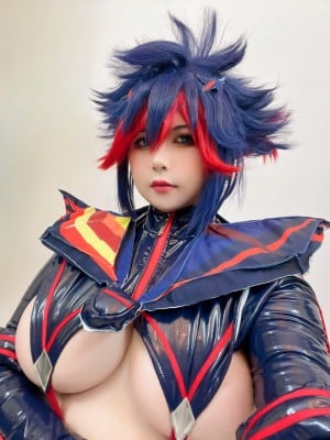 UyUy - Ryuuko Matoi (selfies)