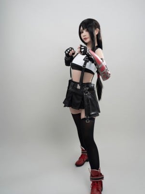 爆机少女喵小吉 - 最终幻想7 蒂法