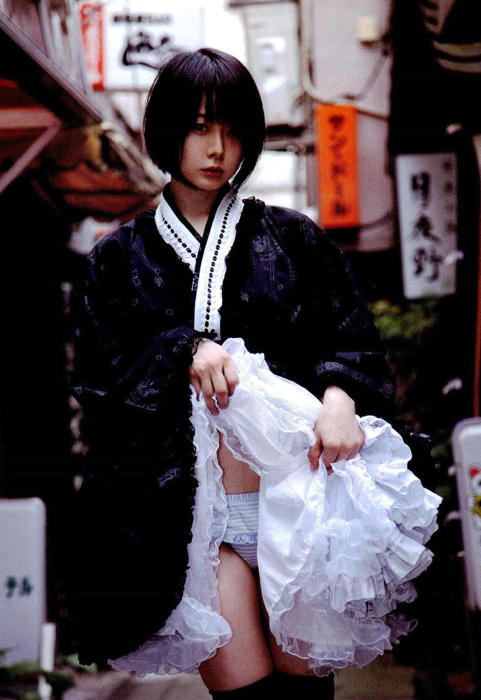 018