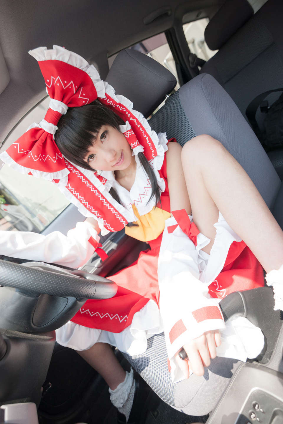 011_reimu_010