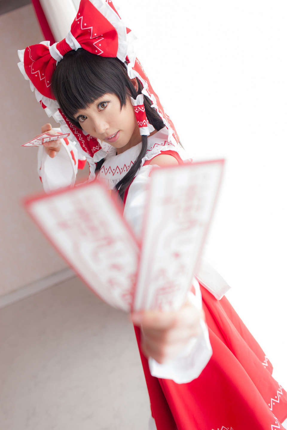 041_reimu_040