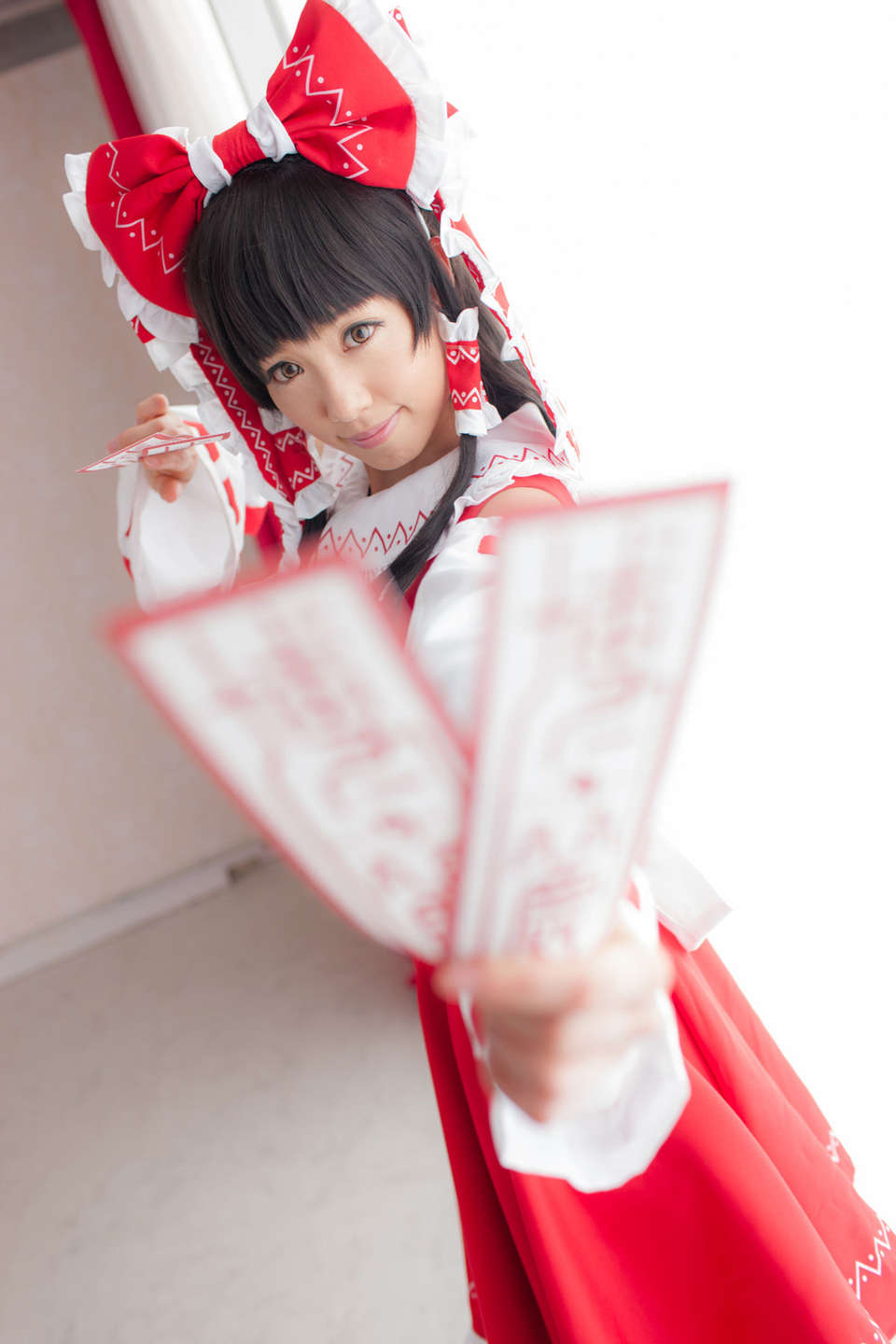 042_reimu_041