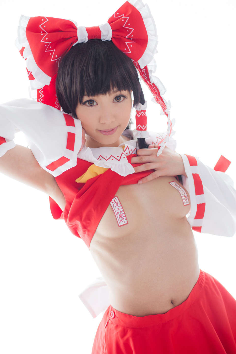 049_reimu_048