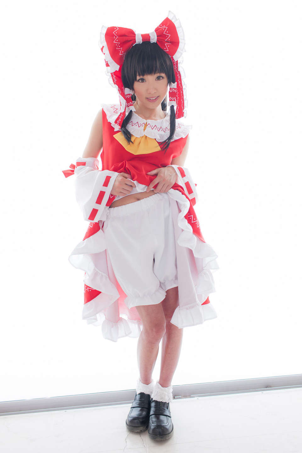 057_reimu_056