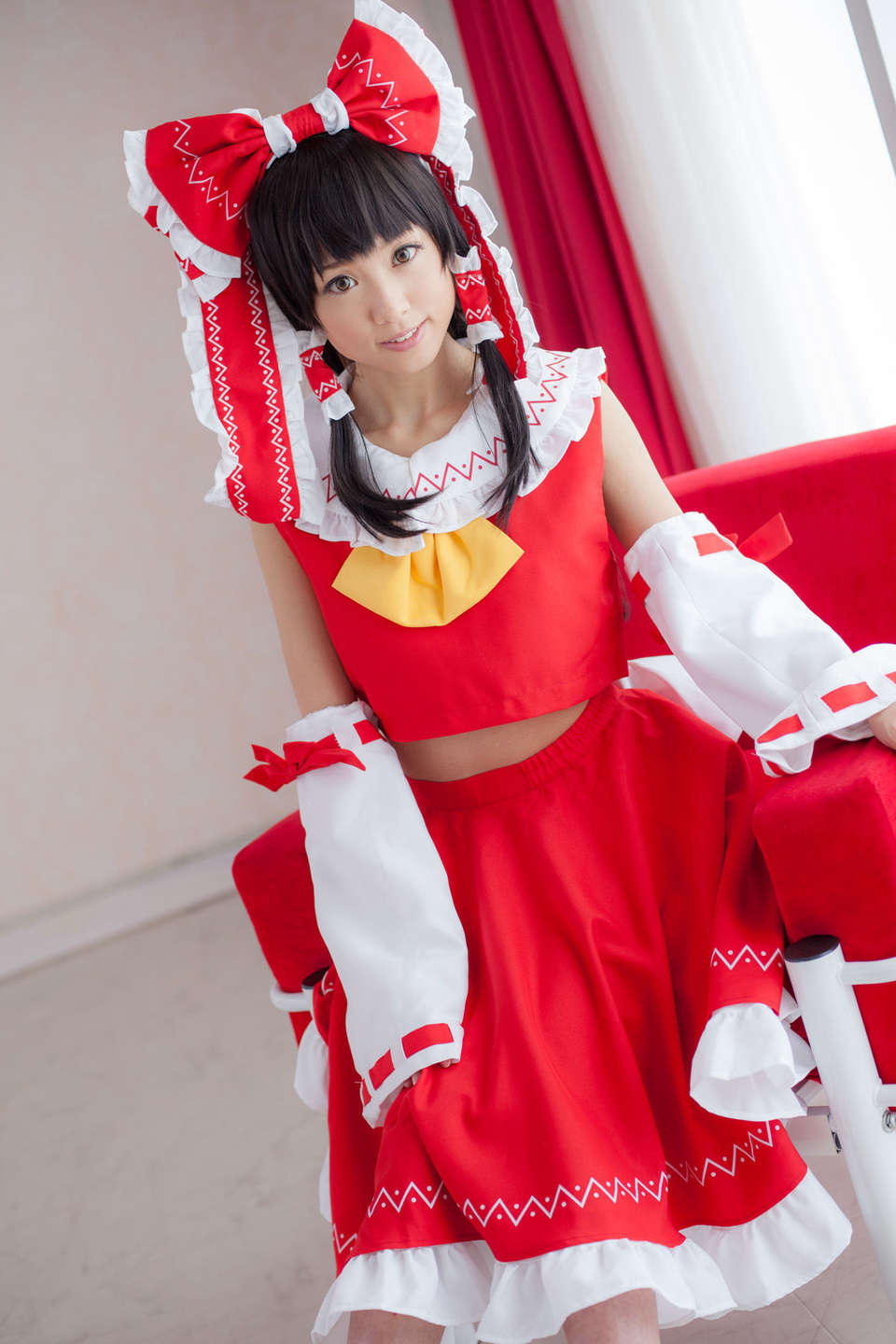 084_reimu_083