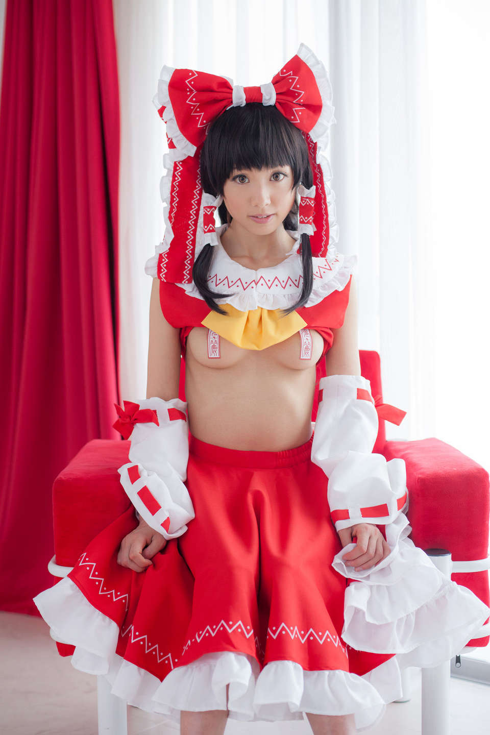 128_reimu_127