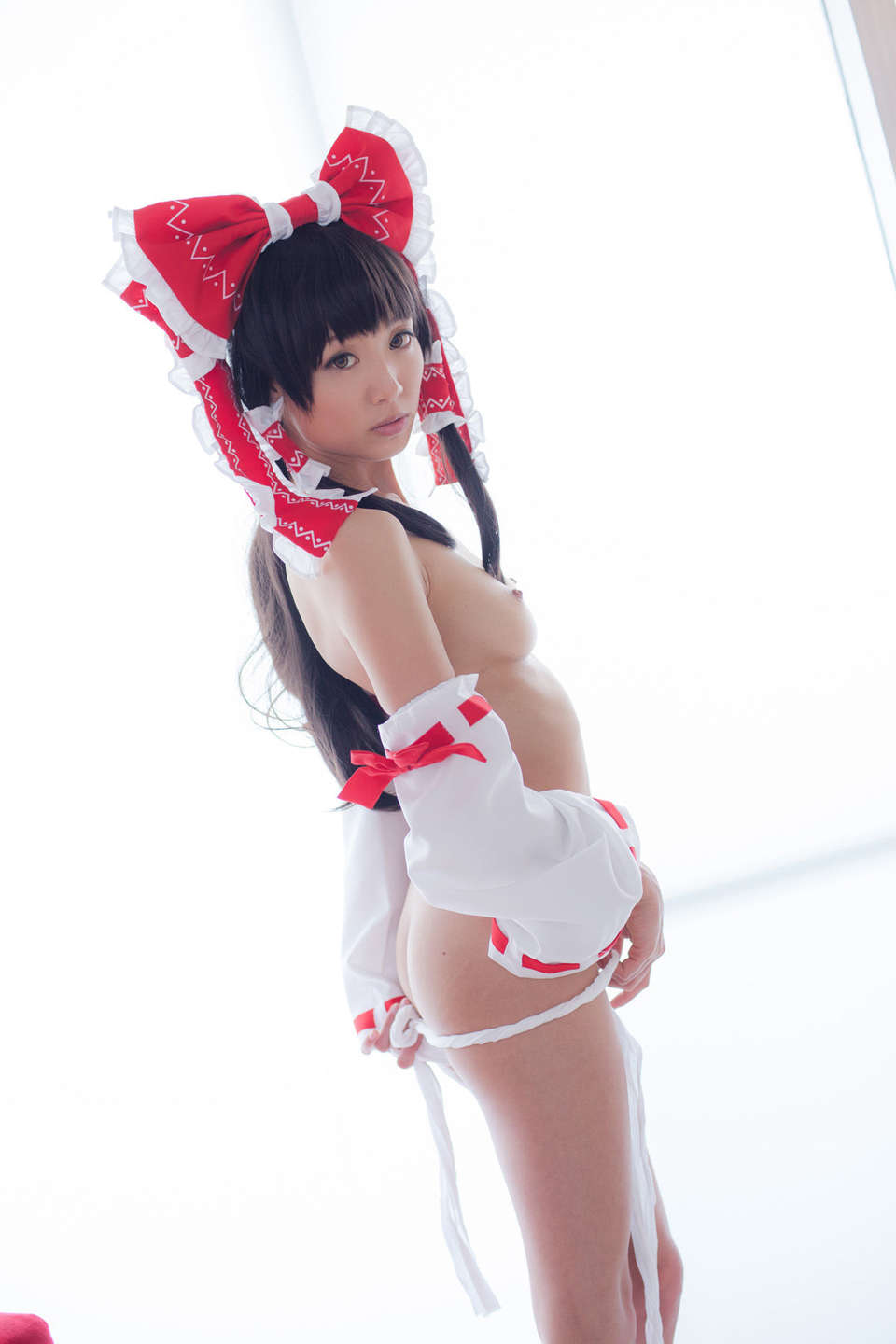 242_reimu_241