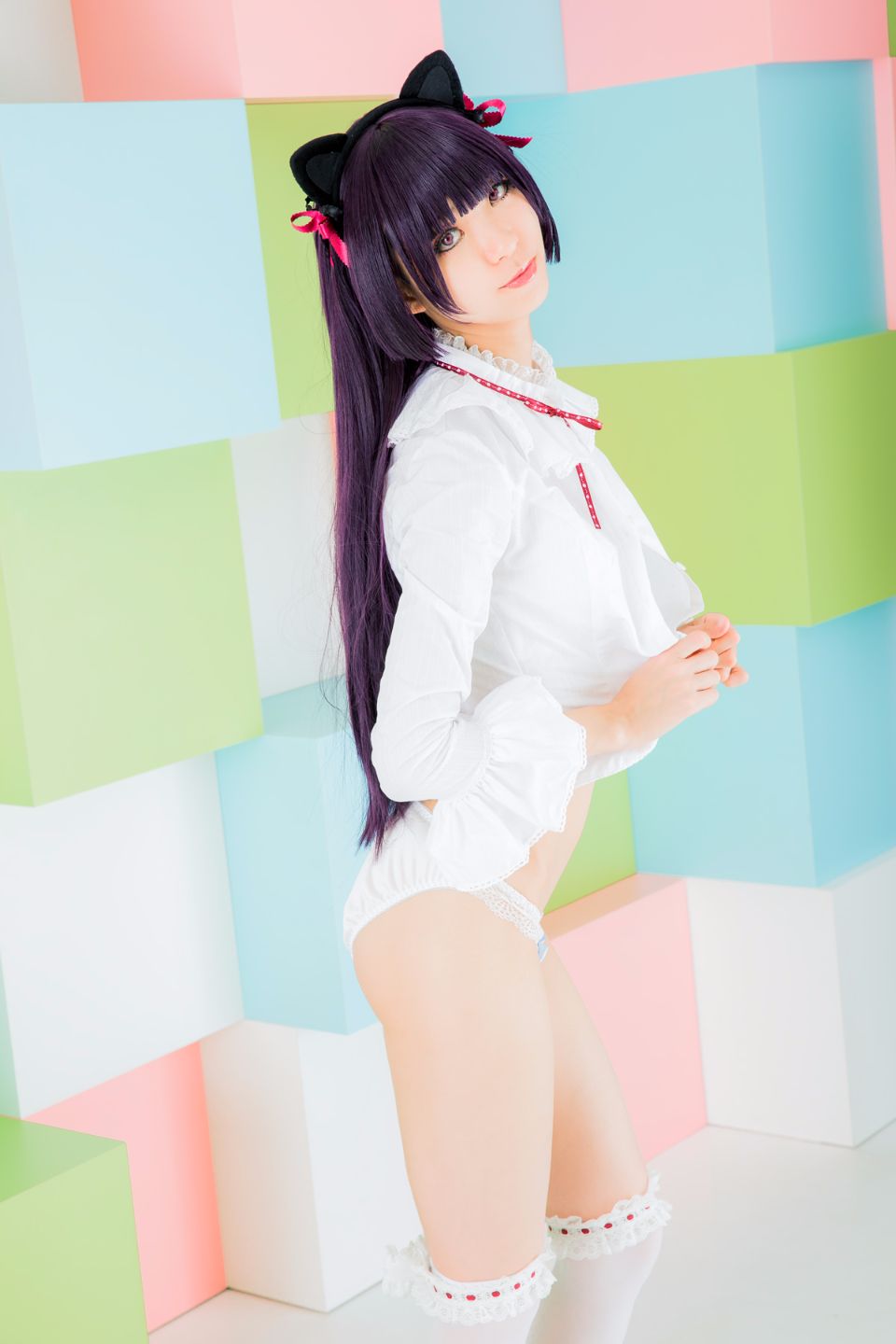 032