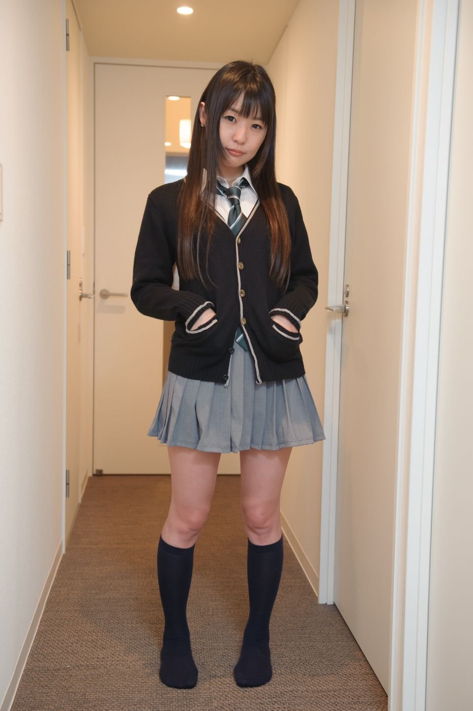 042