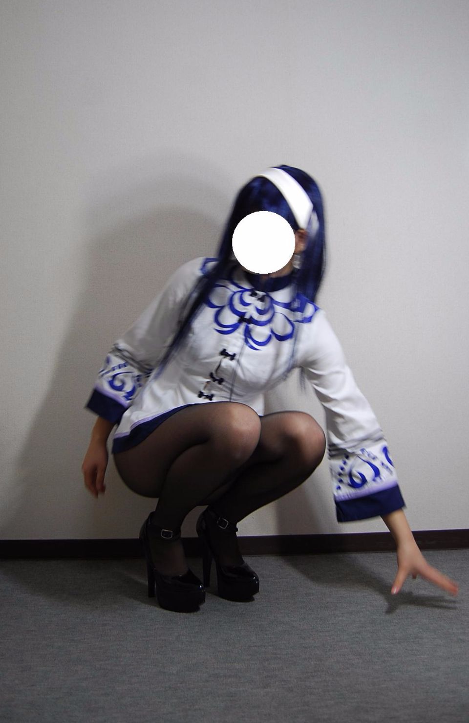 003