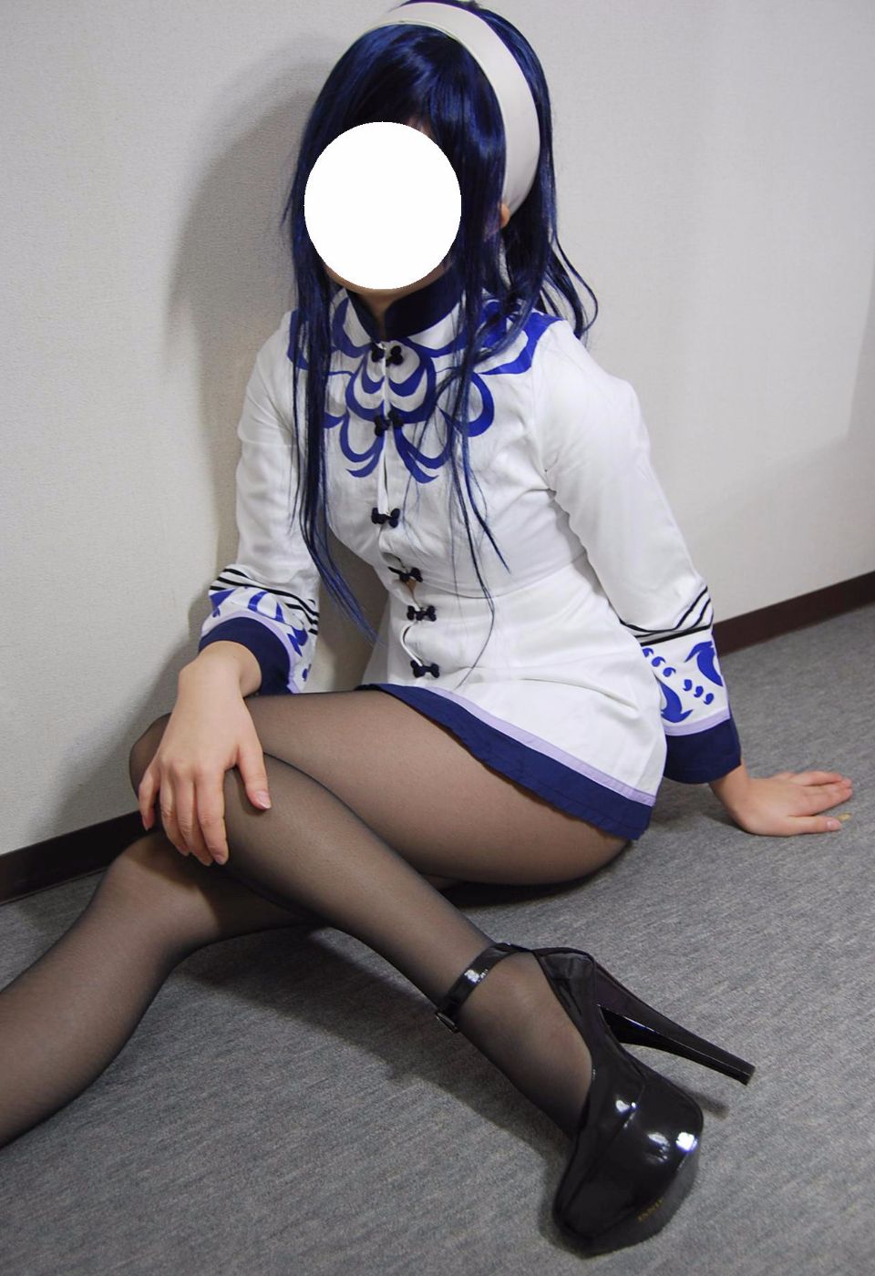 039