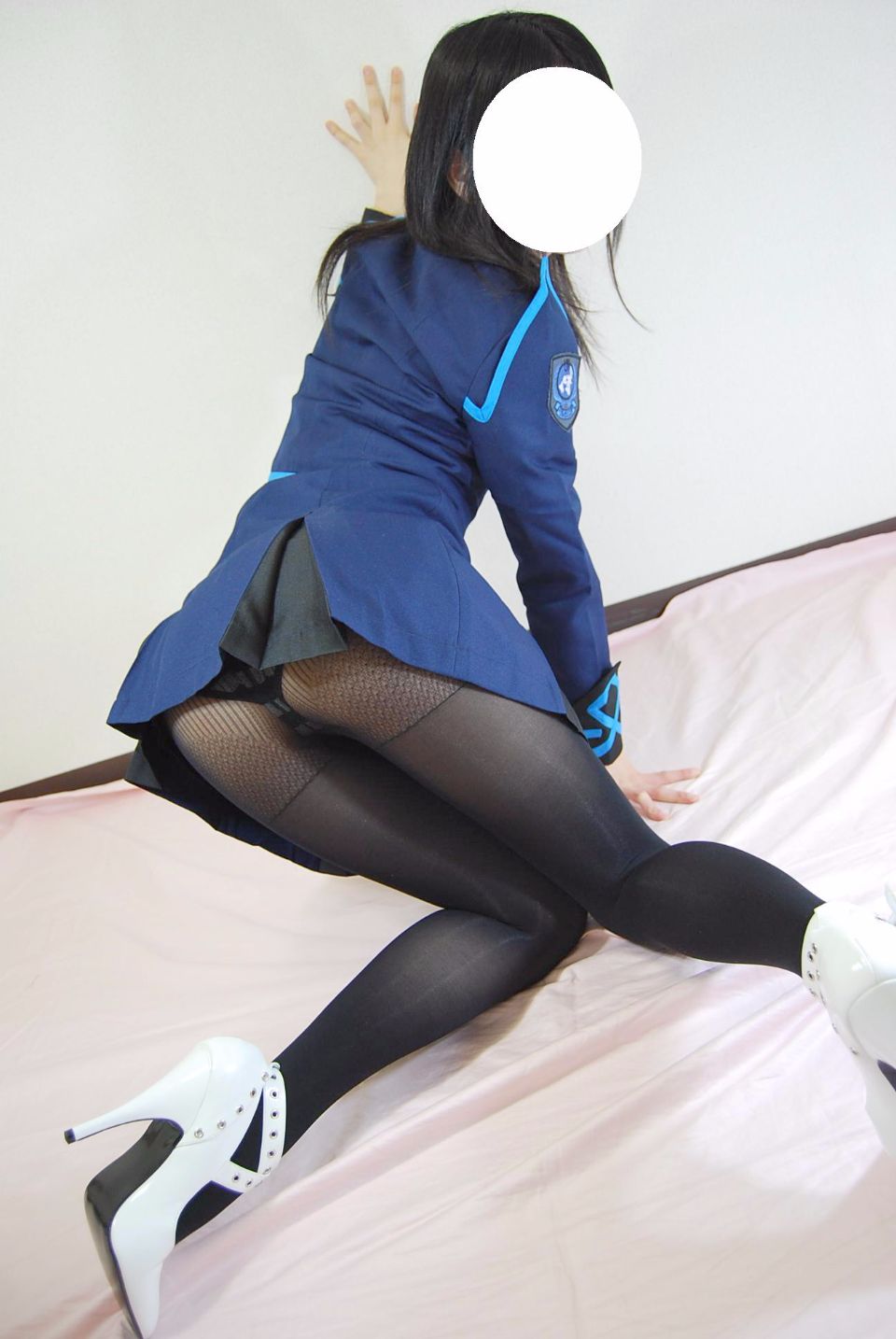 003