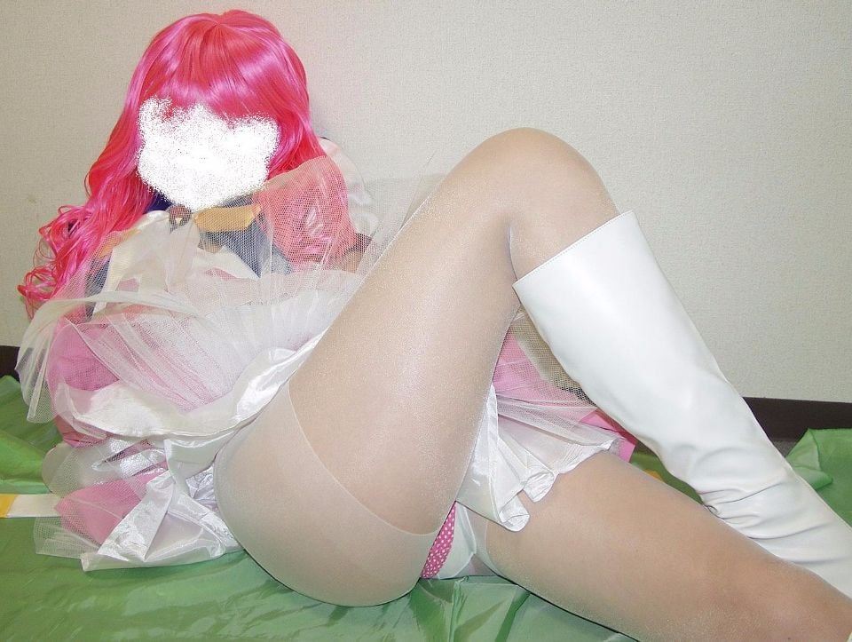 025