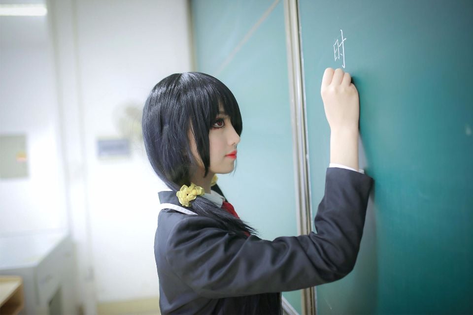 004