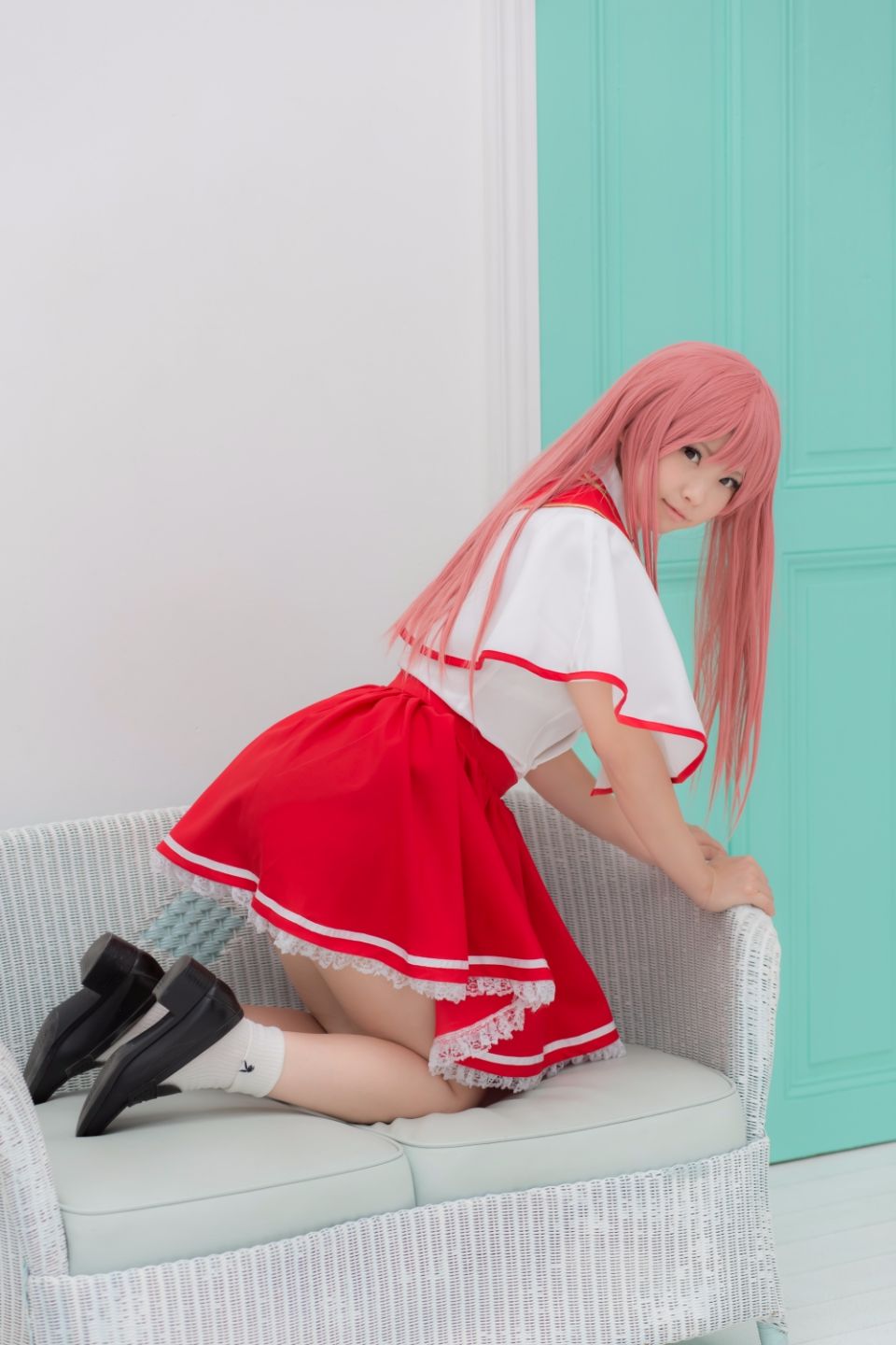 251