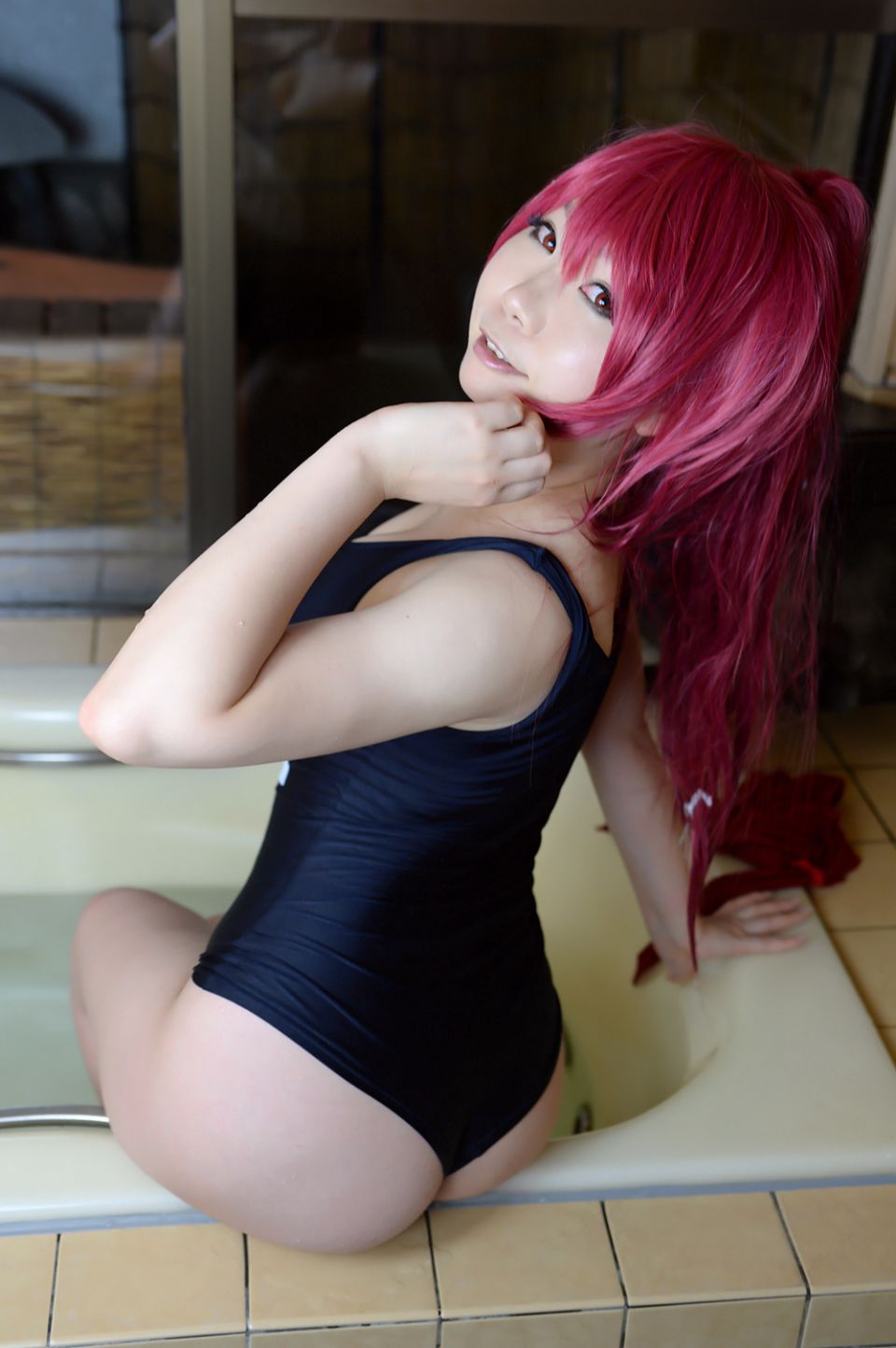 081
