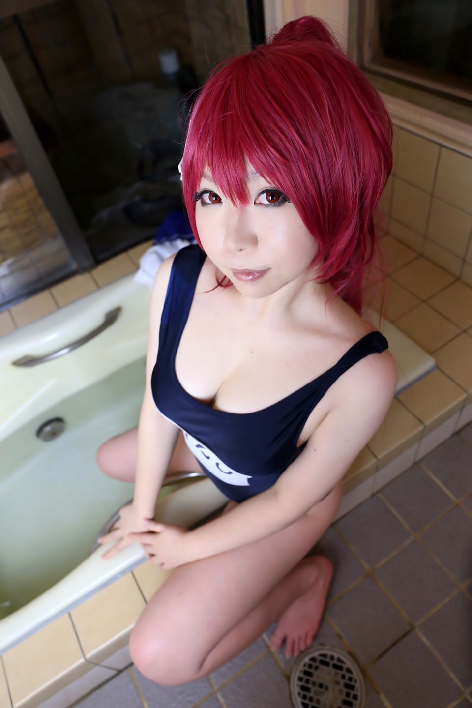 082