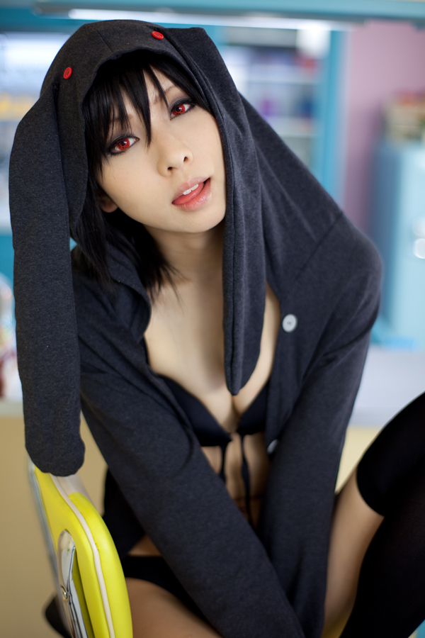 041