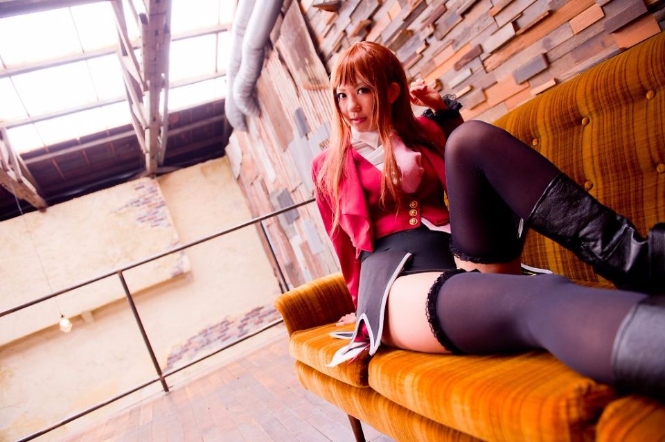 045