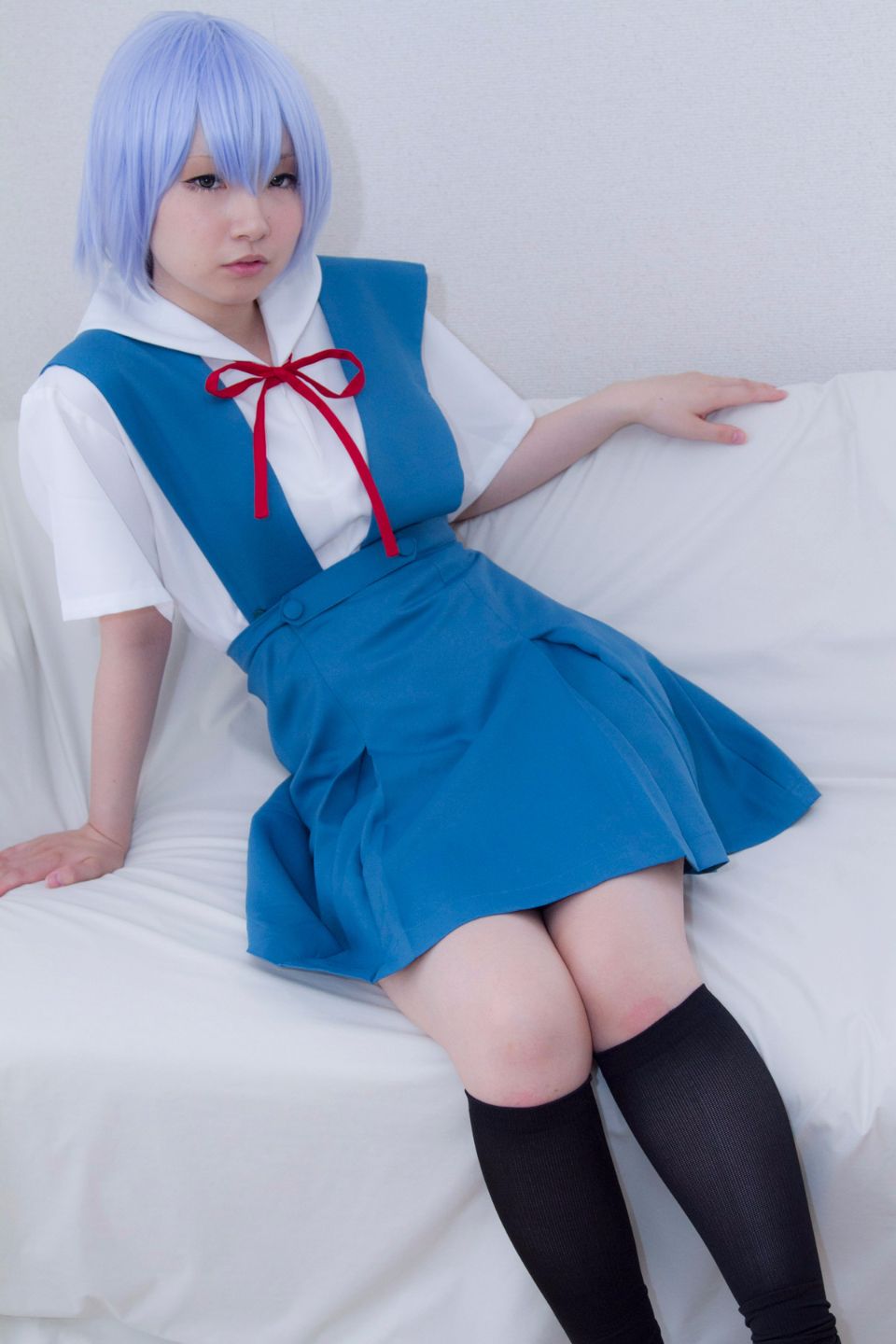 046