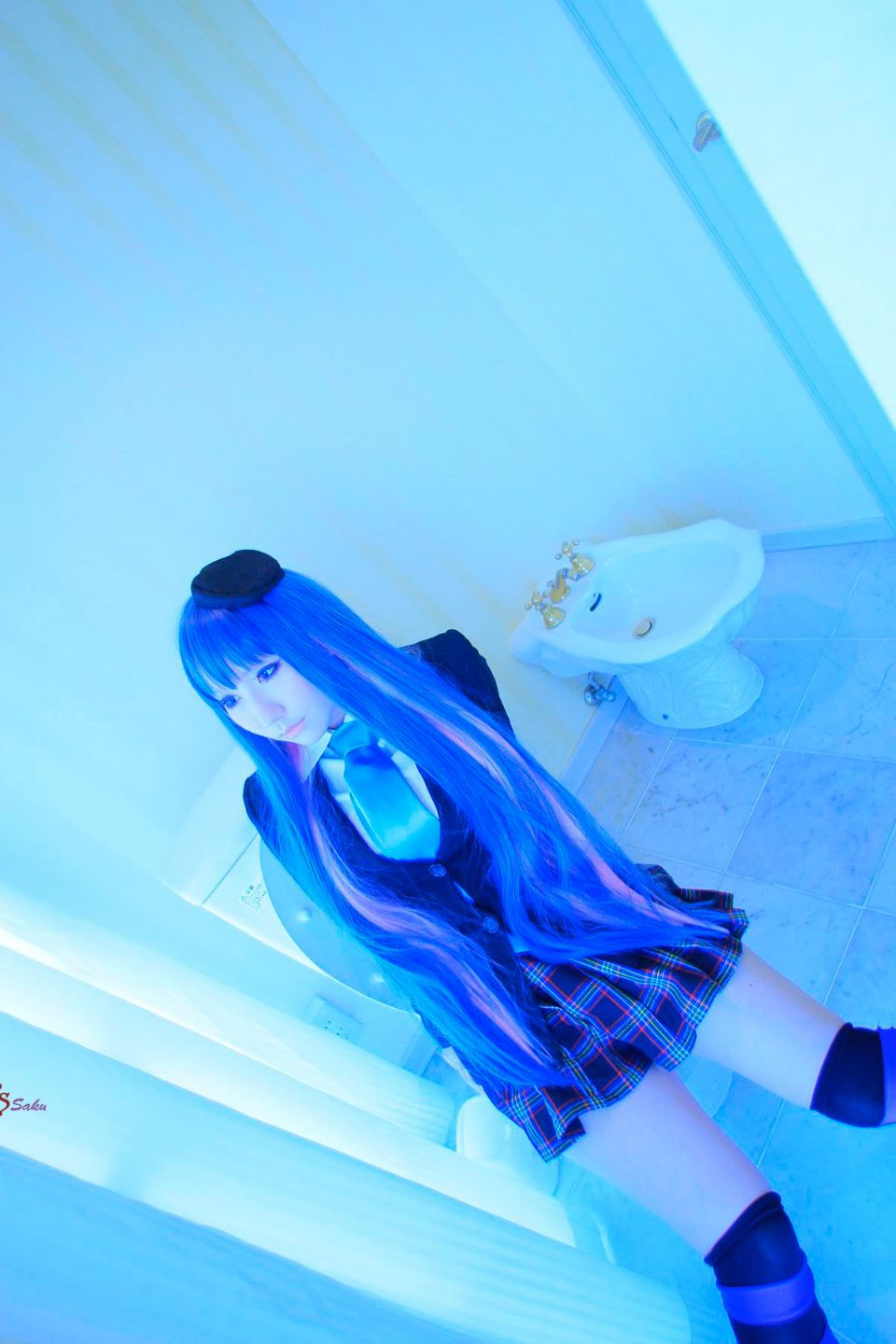 6l082