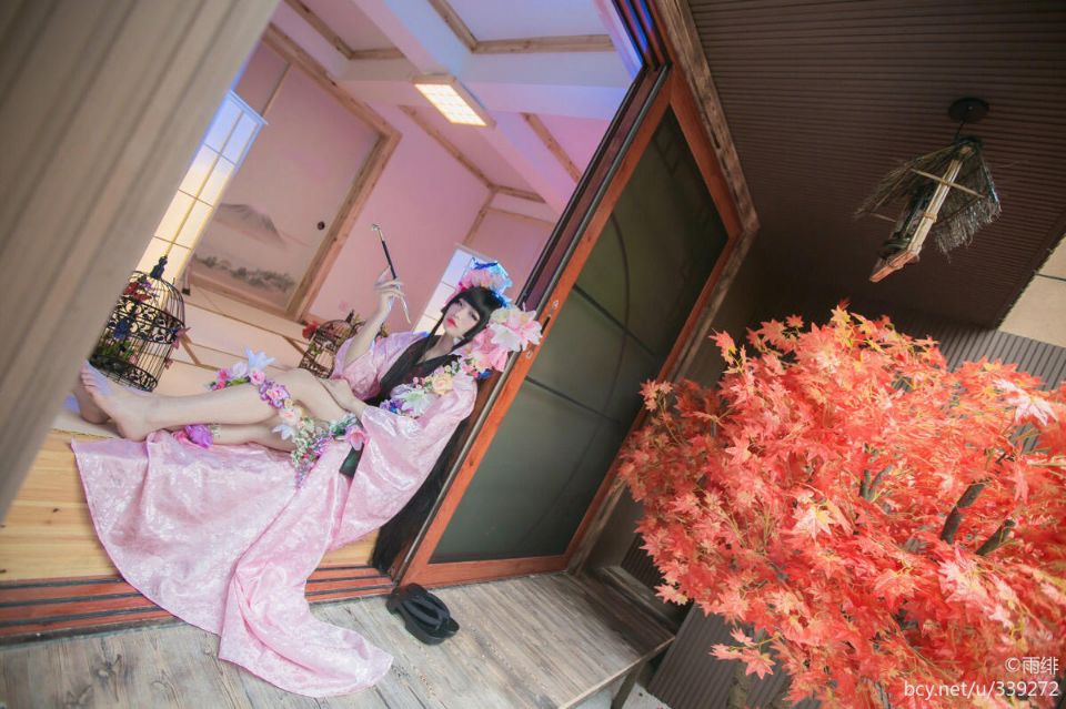 xxxHOLiC (10)