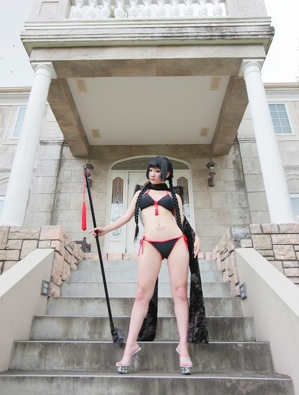 021_Bikini_021