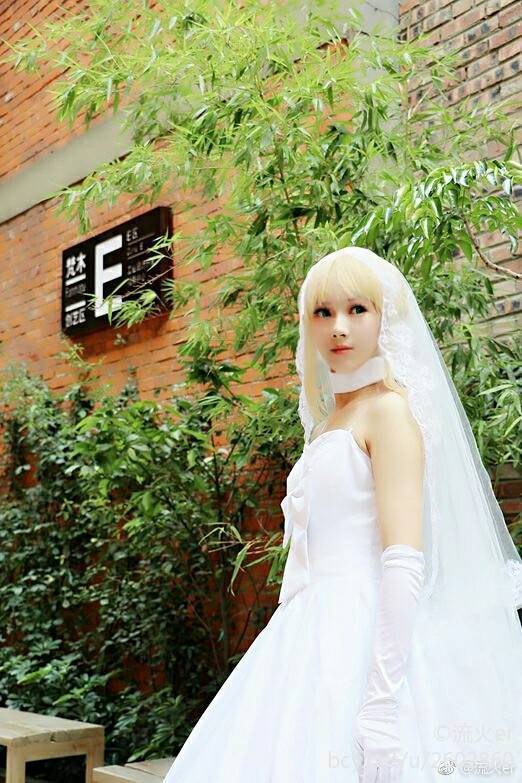 【西安ACC漫展 场照】婚纱saber (9)