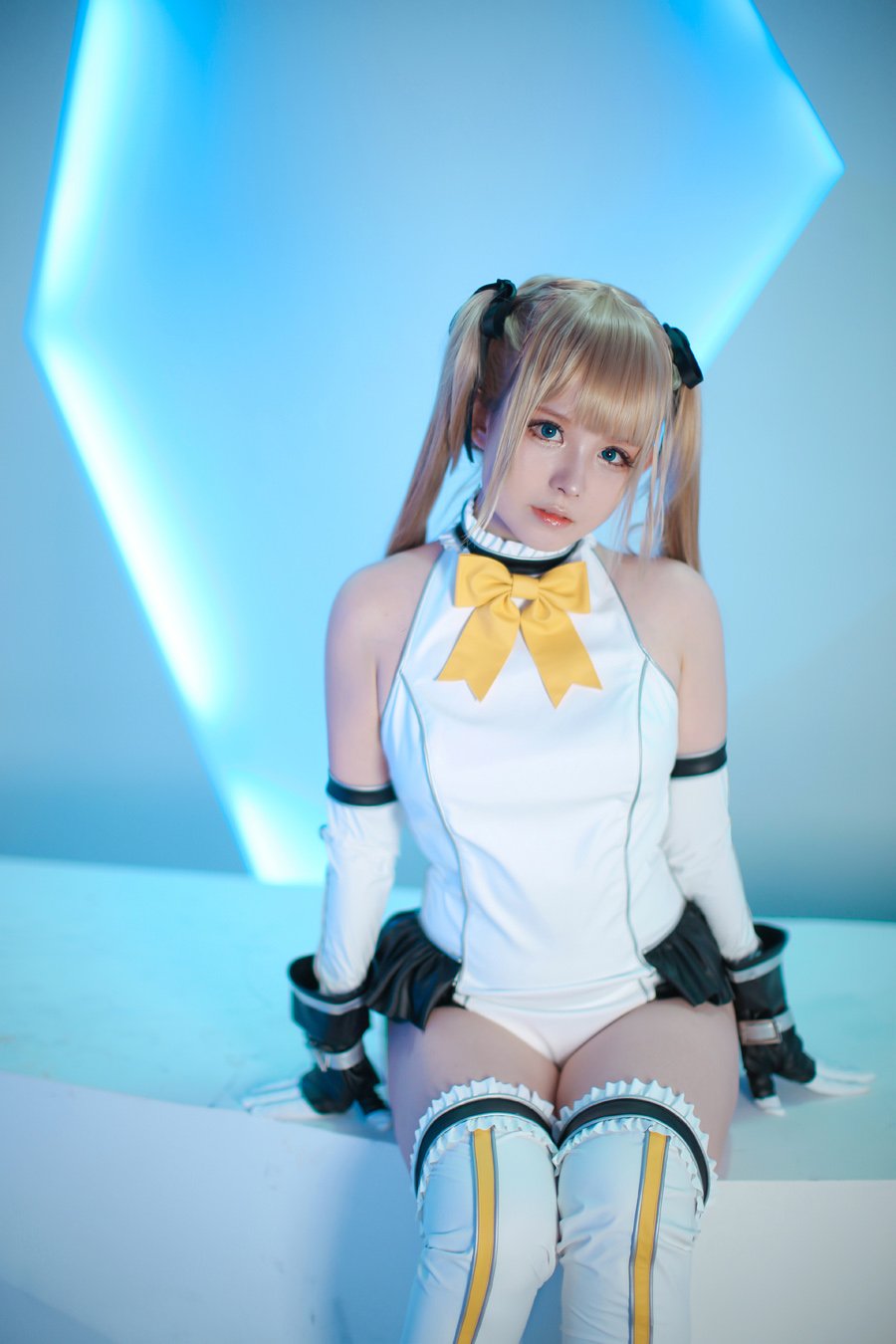 002 (4)