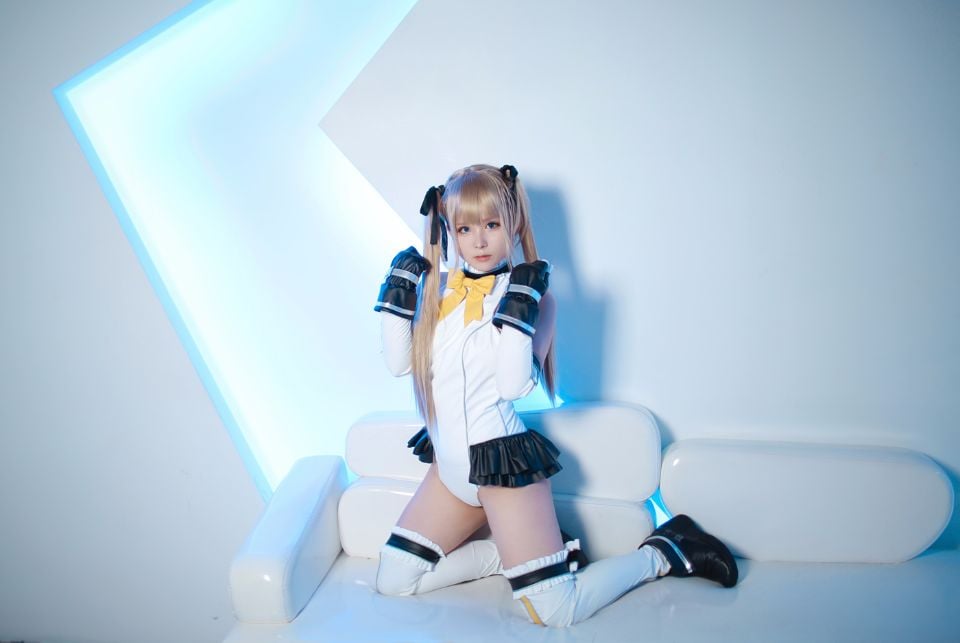002 (9)