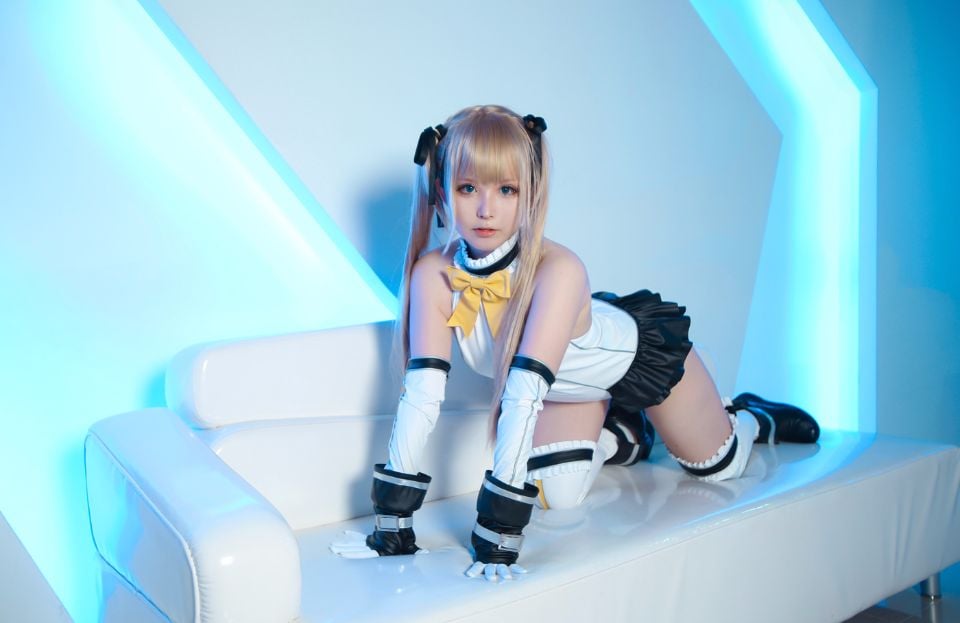 002 (10)