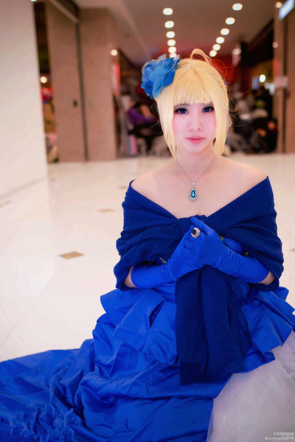 saber 十周年蓝色礼服 (1)