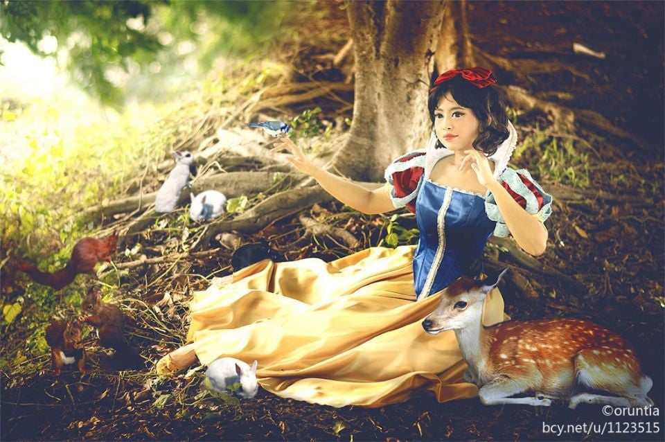 Snow White C O S (1)