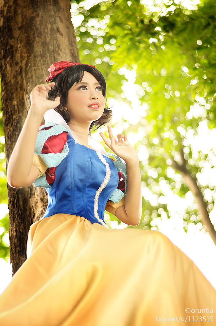 Snow White C O S (4)