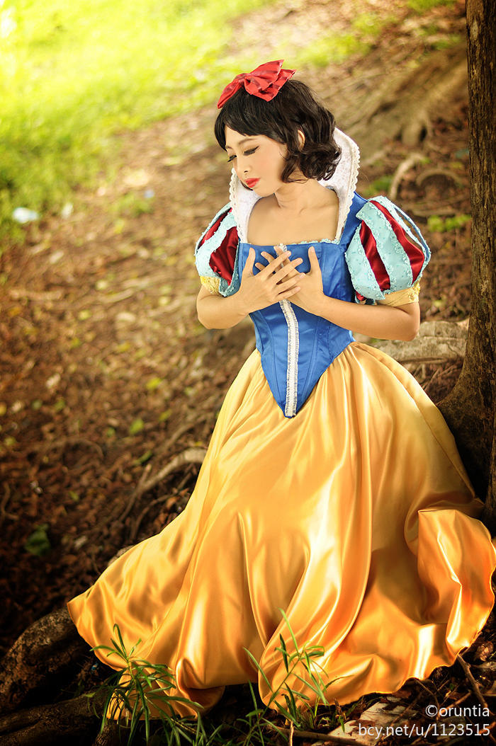 Snow White C O S (7)