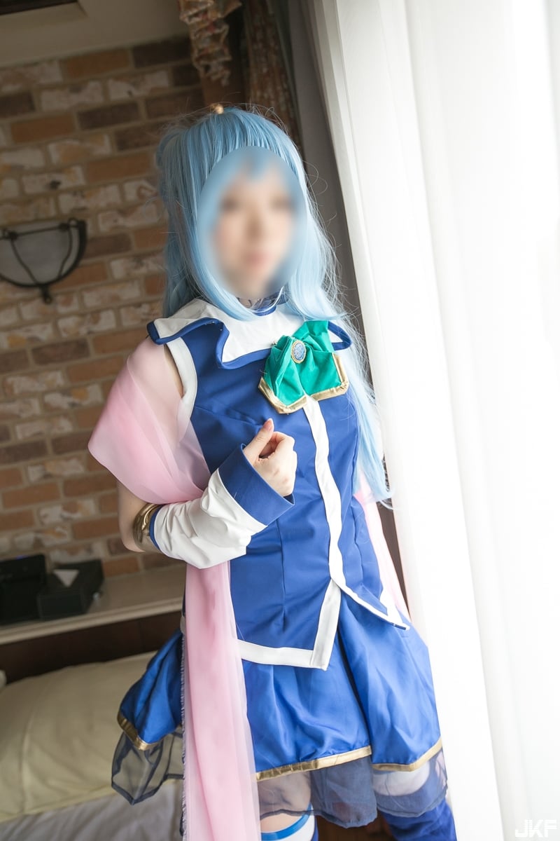 002