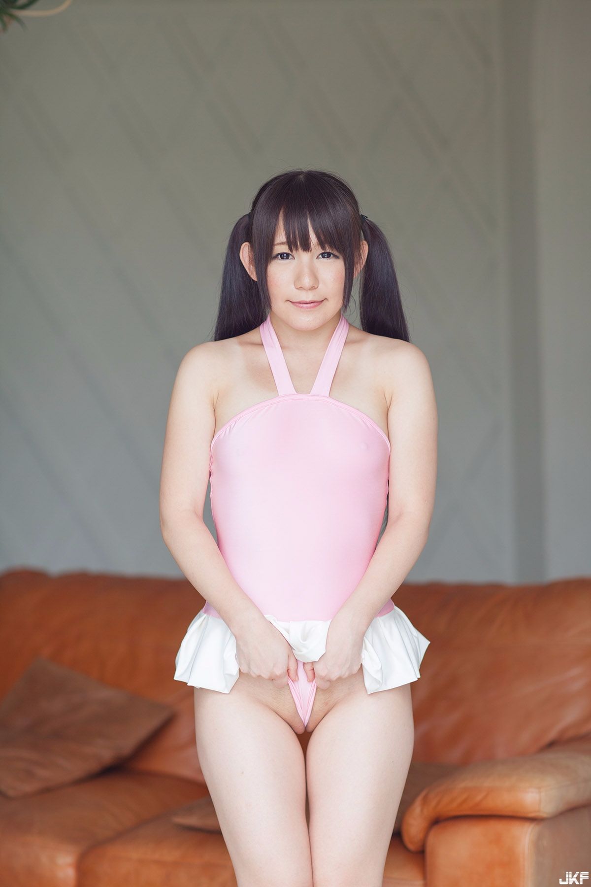 065