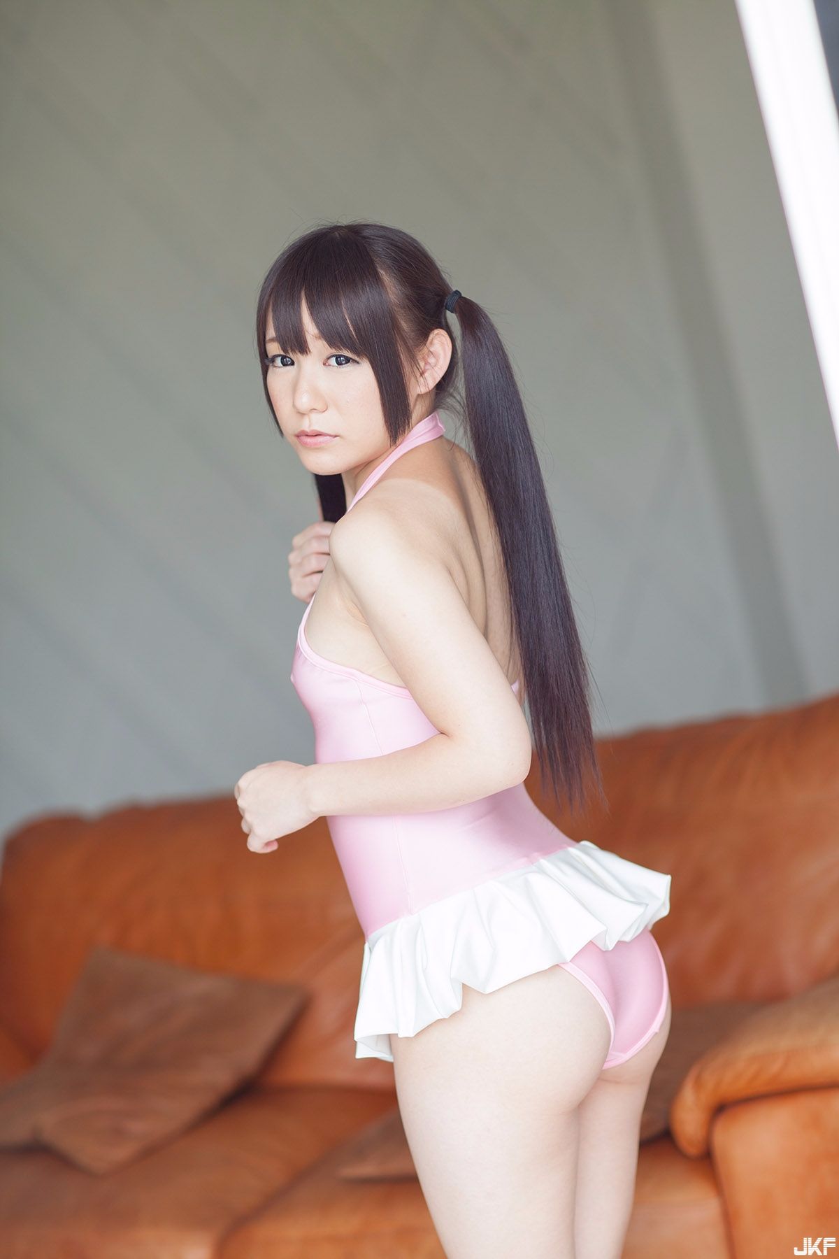 074