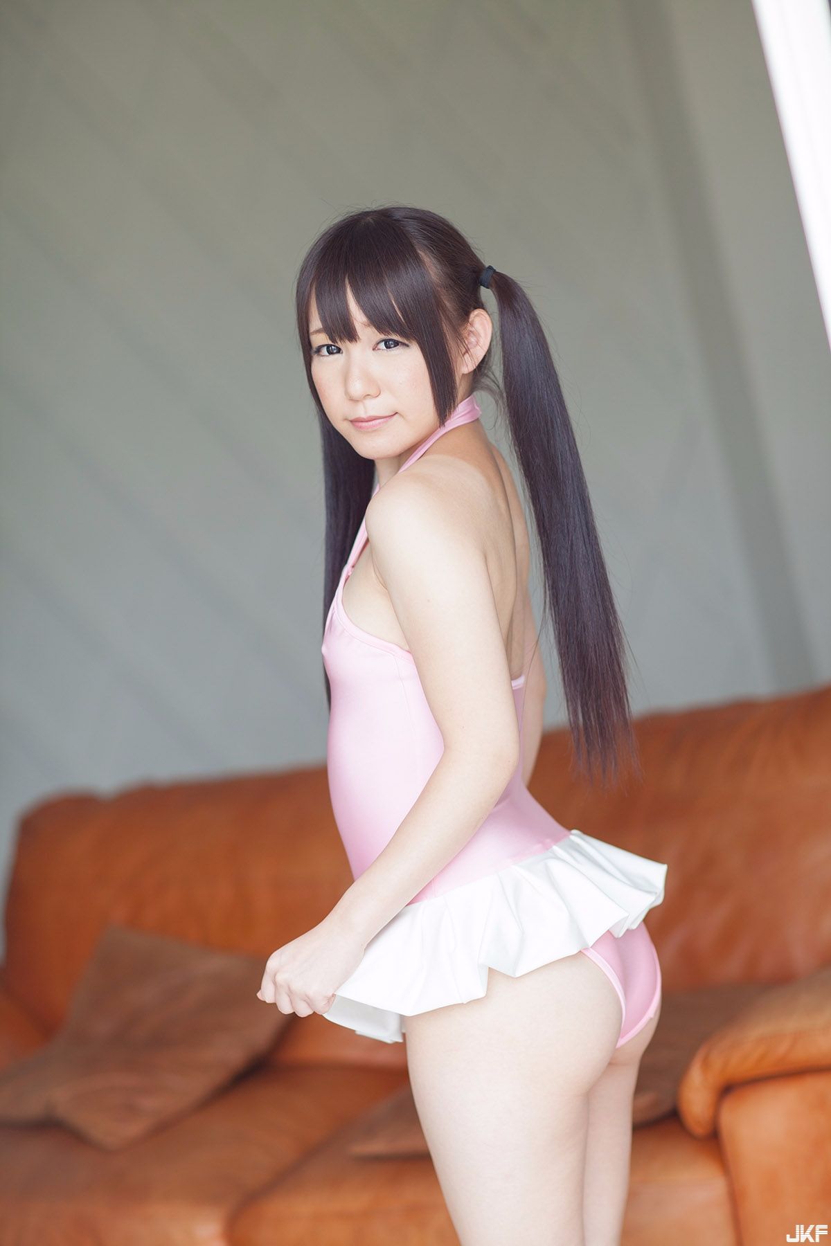099