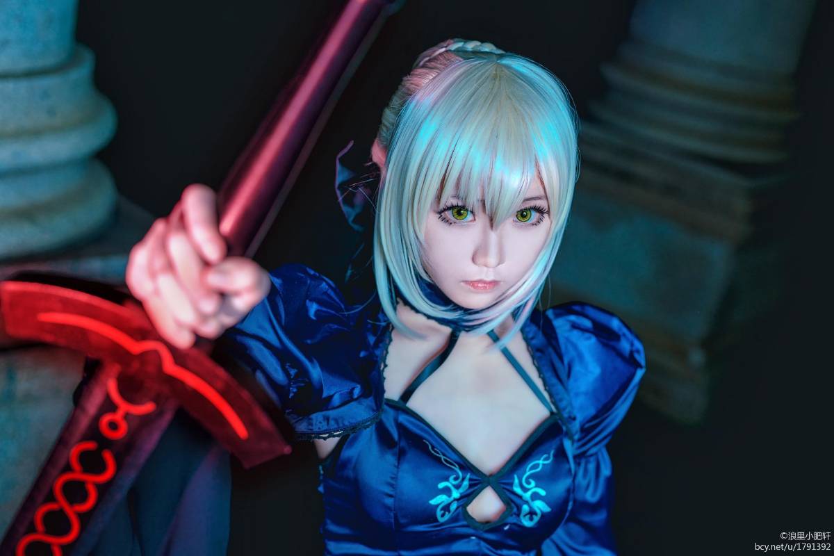 【COS正片】黑saber (4)
