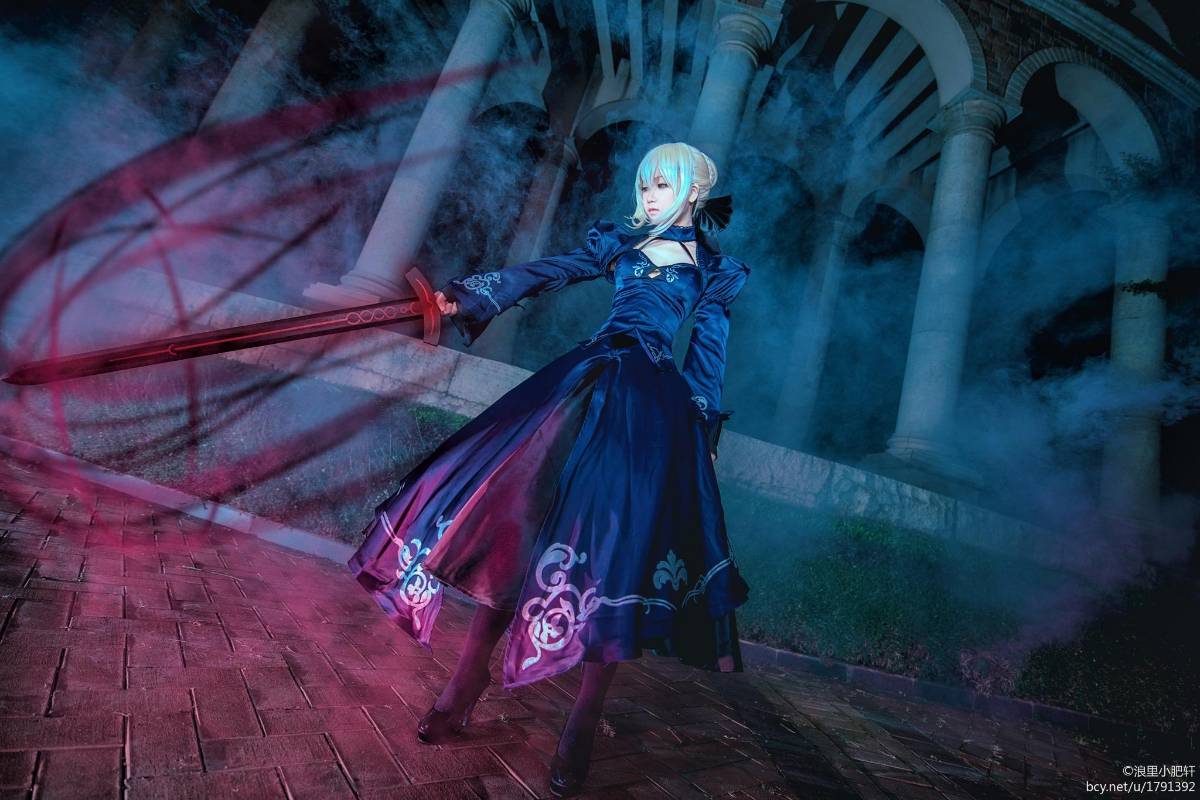 【COS正片】黑saber (5)