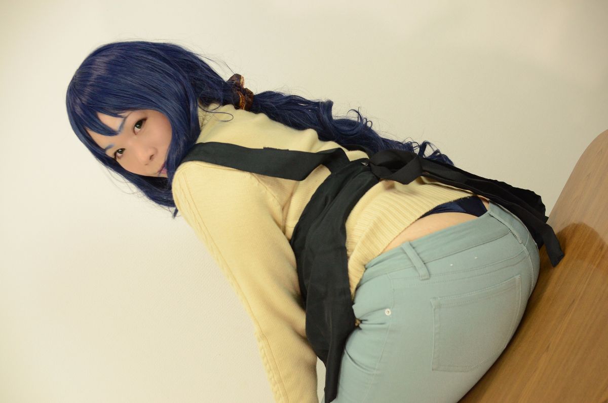 045