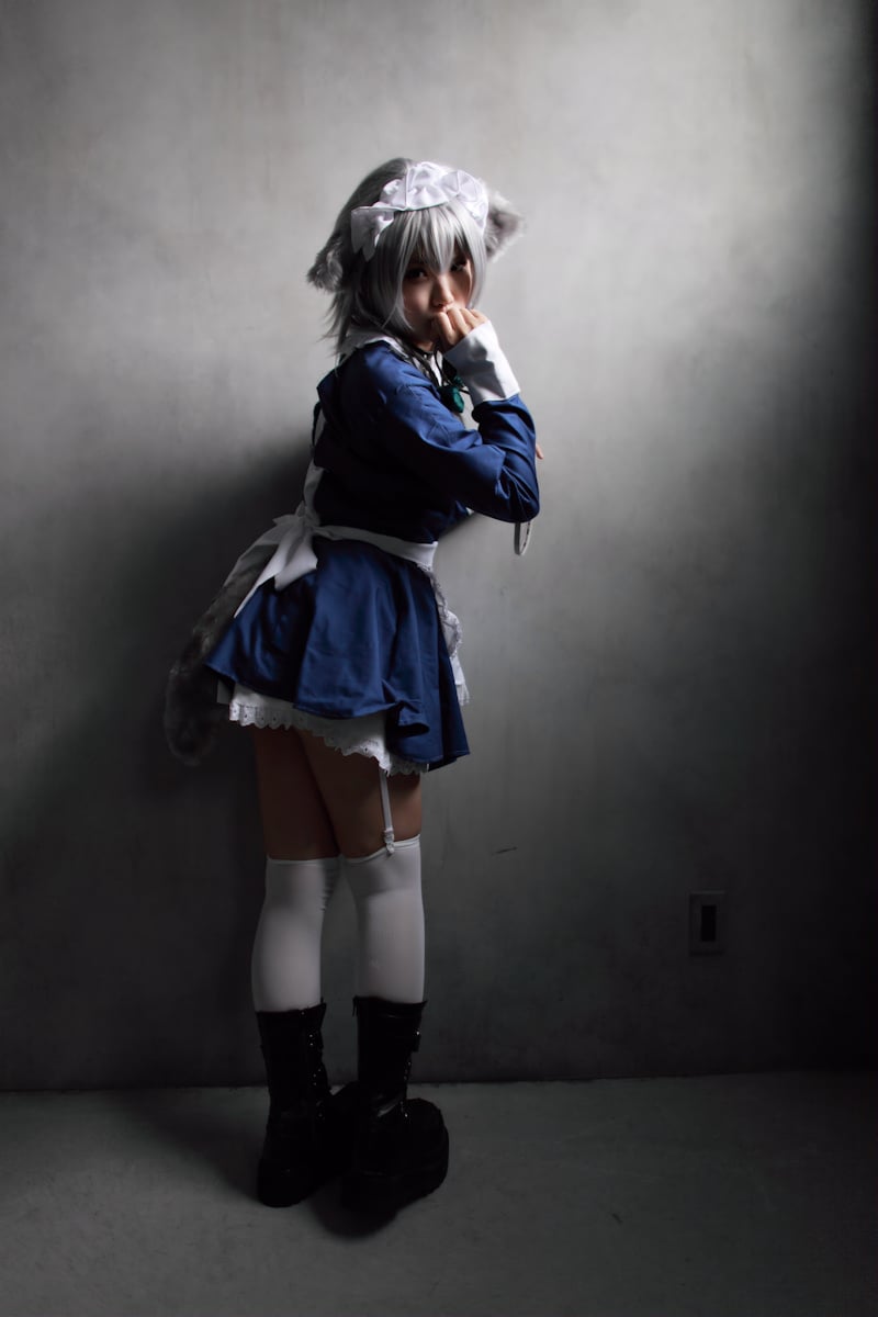 413