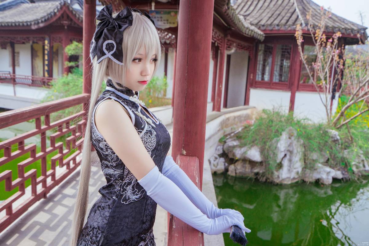 穹妹黑旗袍 (3)