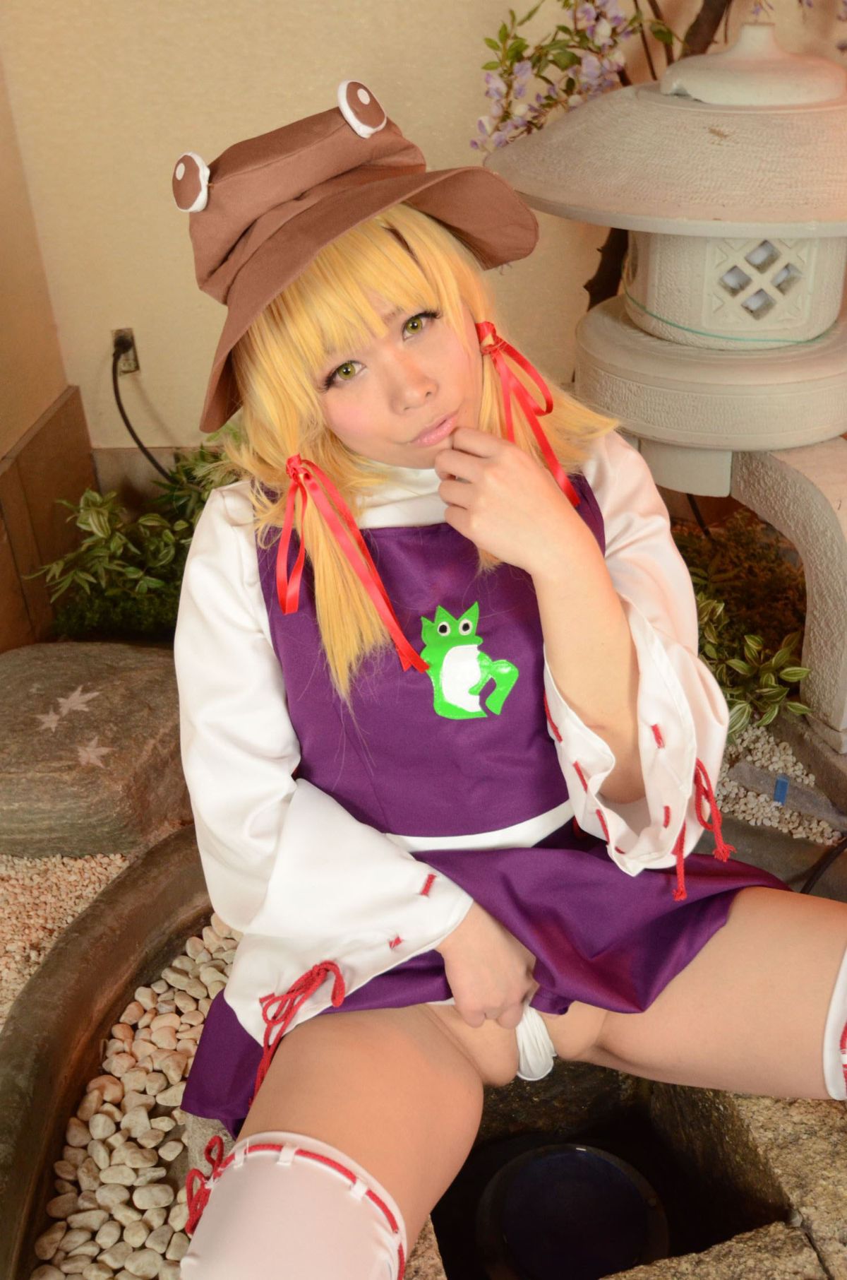 suwako045