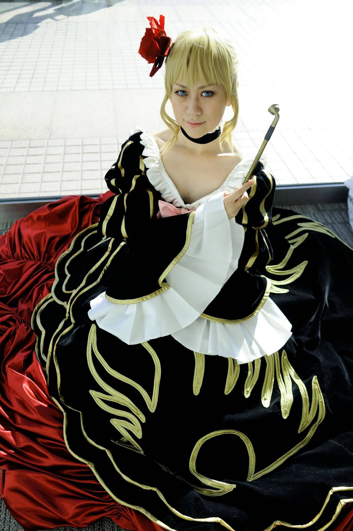 Beatrice (34)