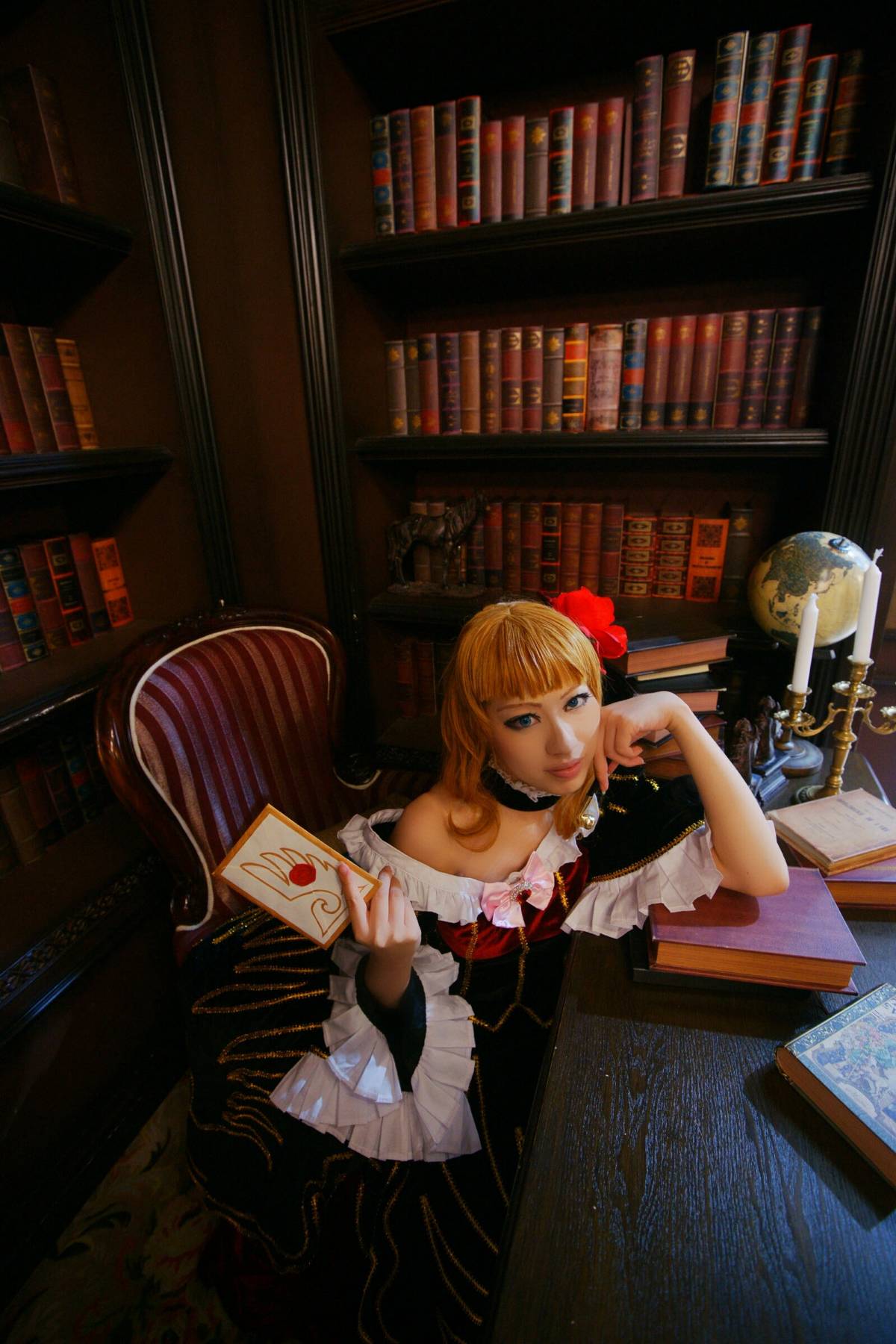 Beatrice (38)