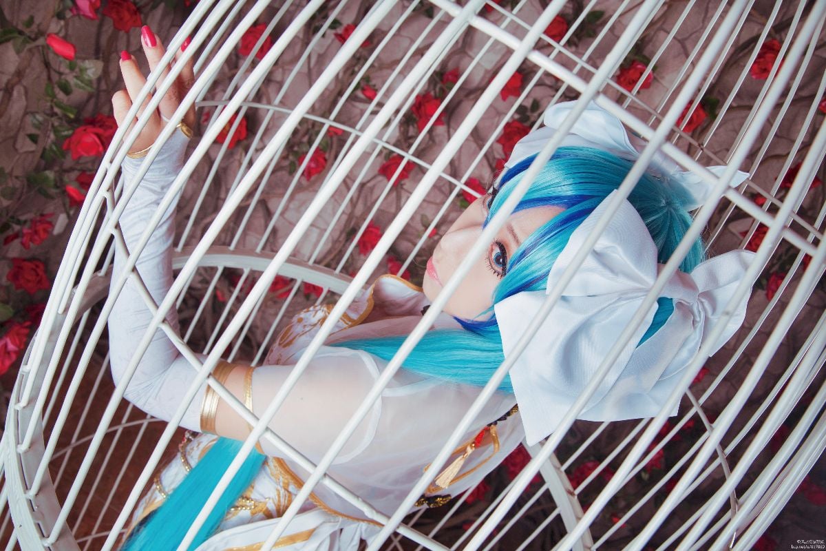 初音未来笼中雀C O S (9)