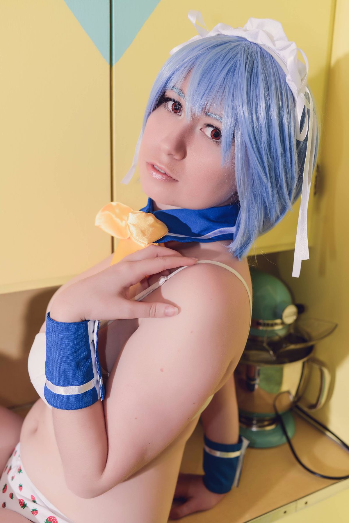 027